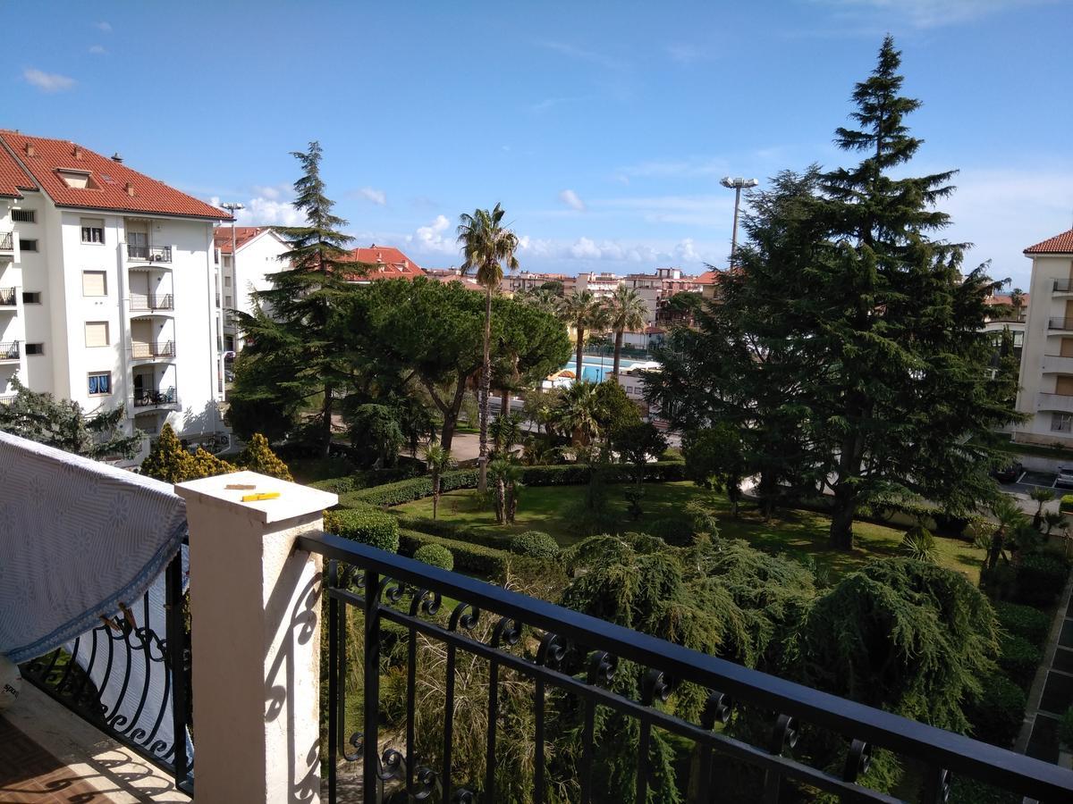 Condominio Ariazzurra S. Bart. سان بارتولومِيو آل ما المظهر الخارجي الصورة
